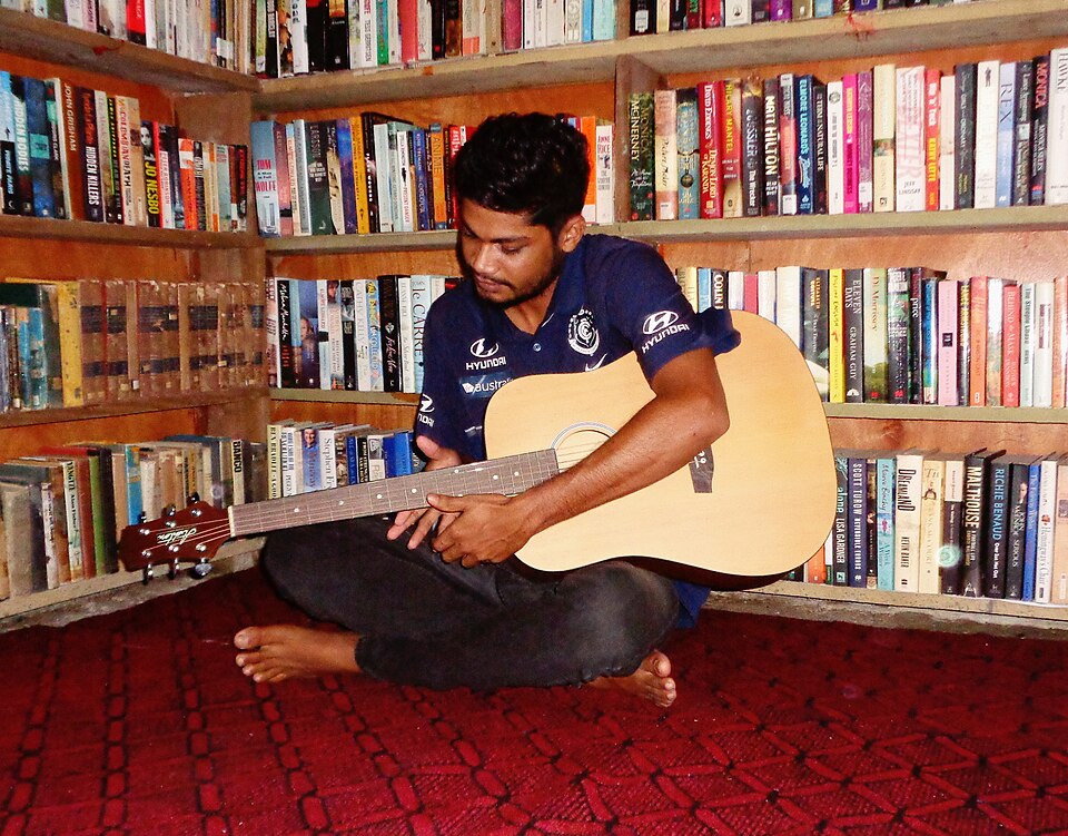 Labasa — local market for manufacturer and distributor portals