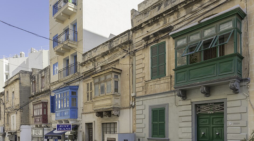 Sliema — local market for service booking platforms