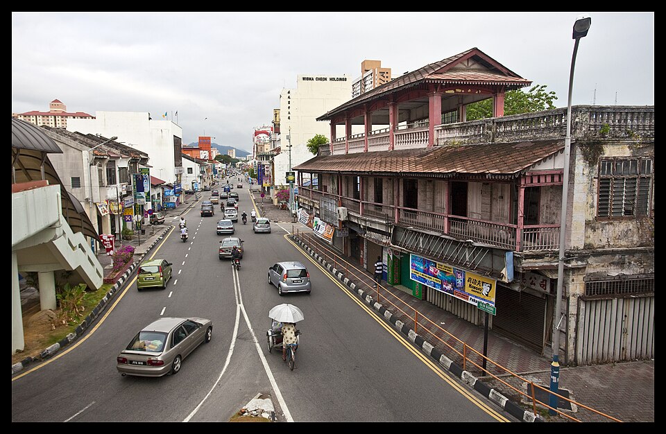 Ipoh — international and multi-region stores for local businesses