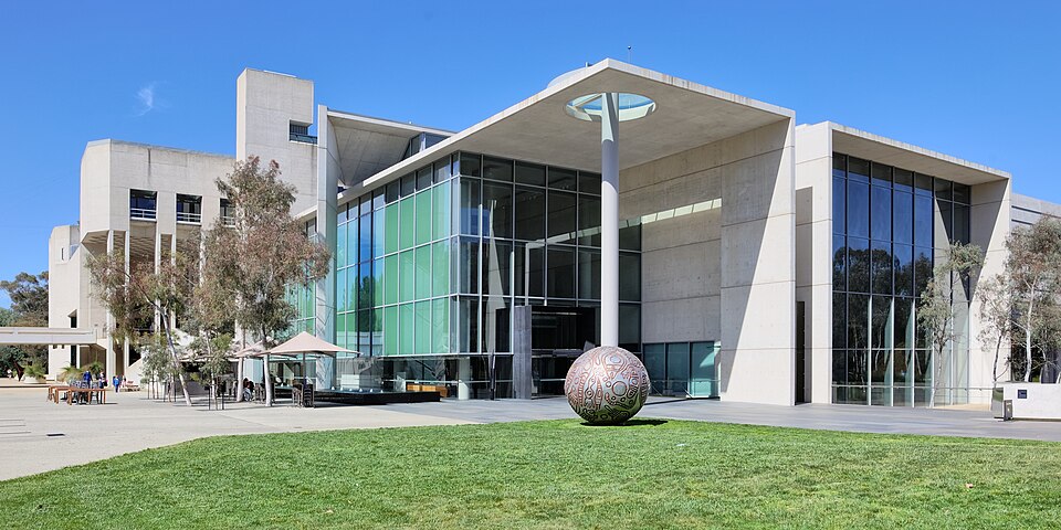 Canberra — local market for mobile commerce apps