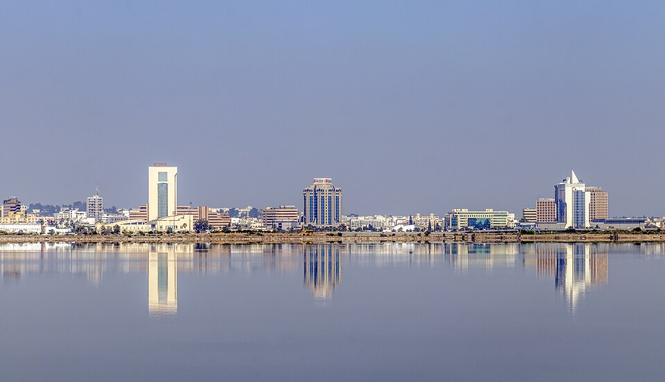 Tunis — local market for B2B and wholesale portals