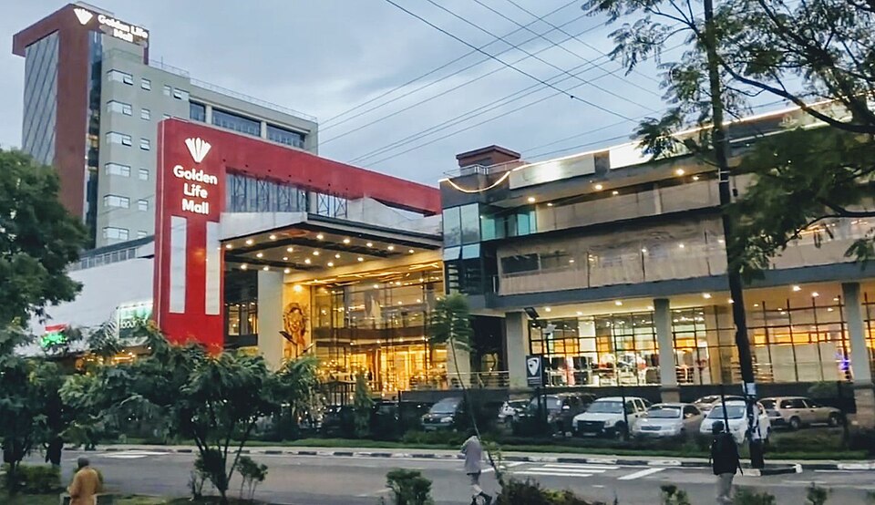 Nakuru — local market for online stores