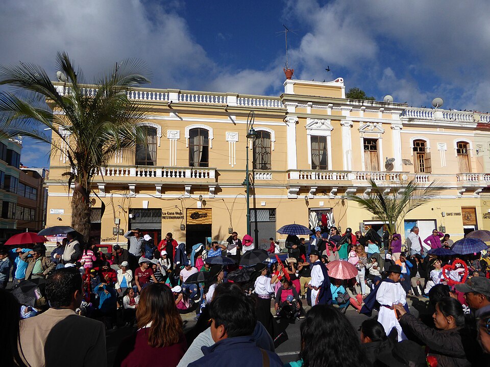 Riobamba — local market for custom e-commerce platforms