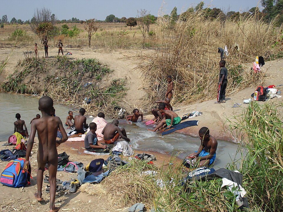 Angola — local market for international and multi-region stores