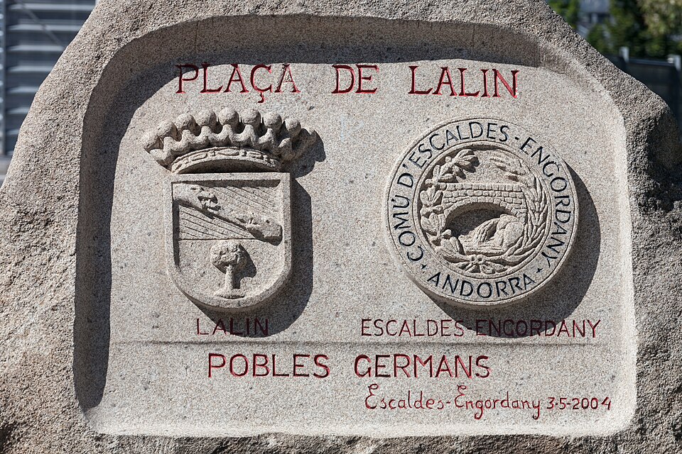 Escaldes-Engordany — manufacturer and distributor portals for local businesses