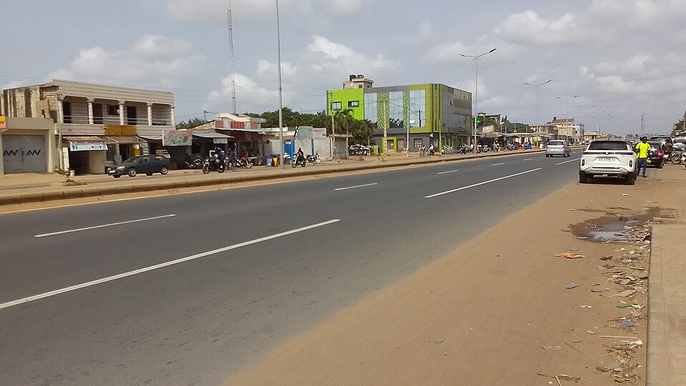 Lomé — B2B and wholesale portals for local businesses