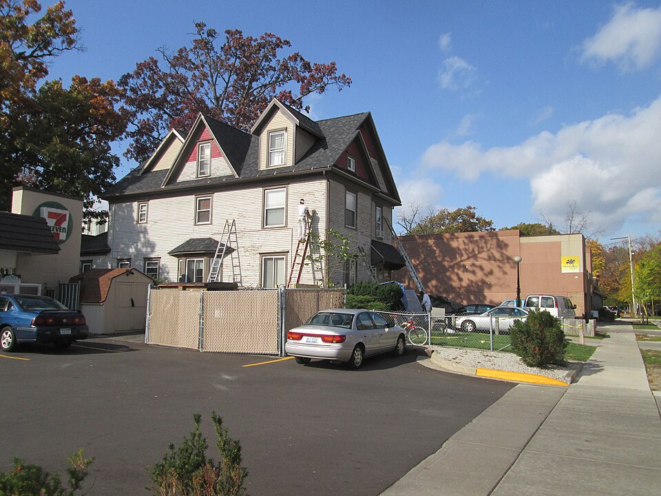 Lansing — local market for manufacturer and distributor portals