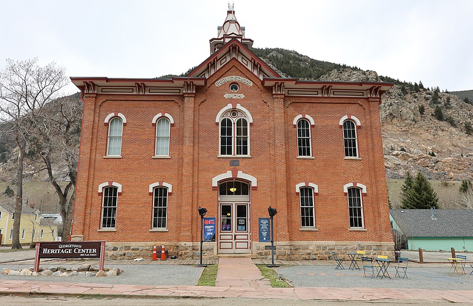 Georgetown — B2B and wholesale portals for local businesses