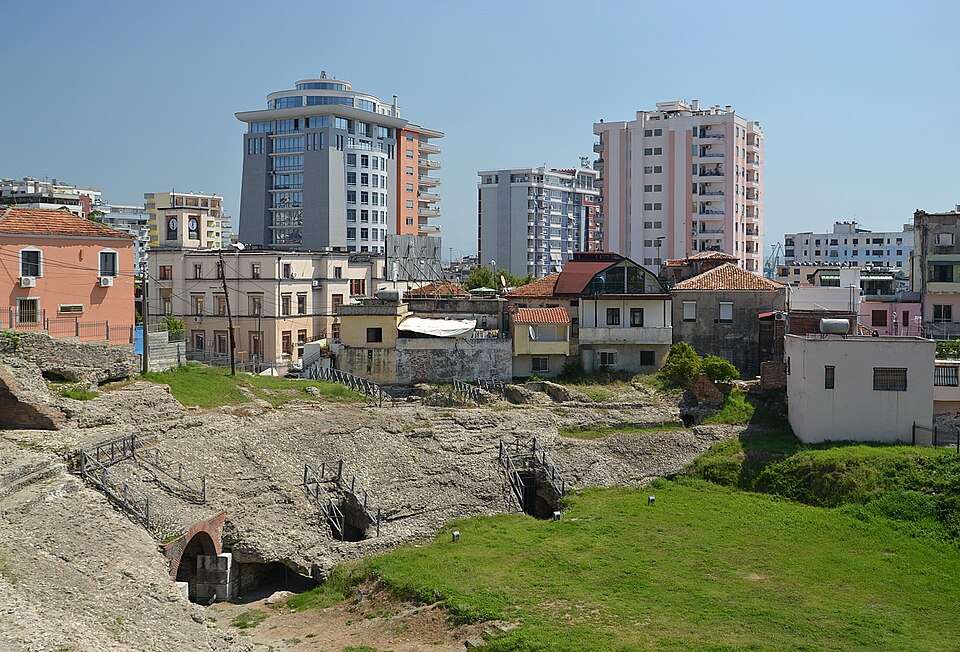 Durrës — local market for multi-vendor marketplaces