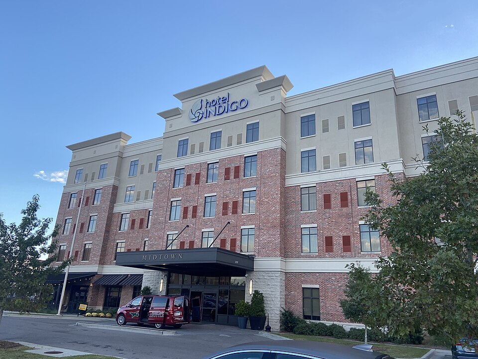 Hattiesburg — local market for custom e-commerce platforms