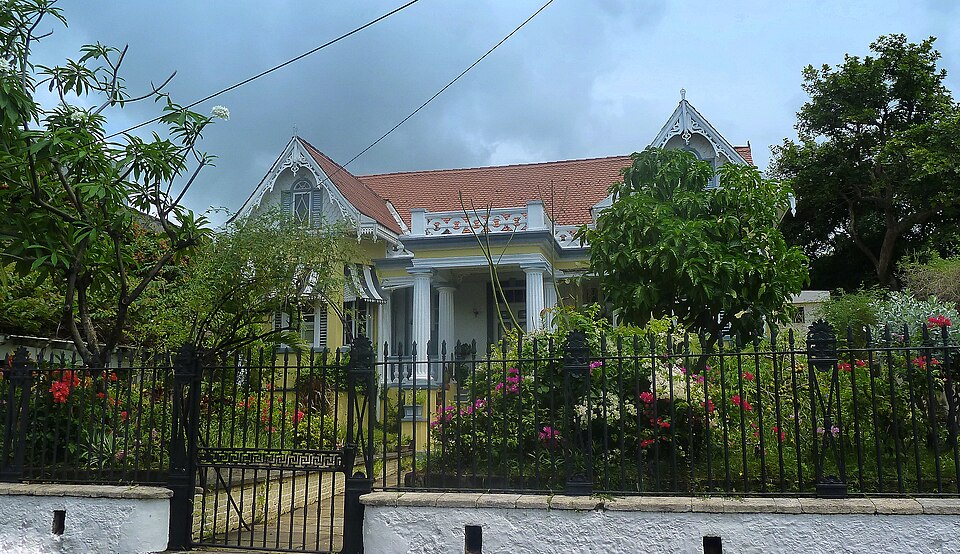 St. George’s — local market for B2B and wholesale portals