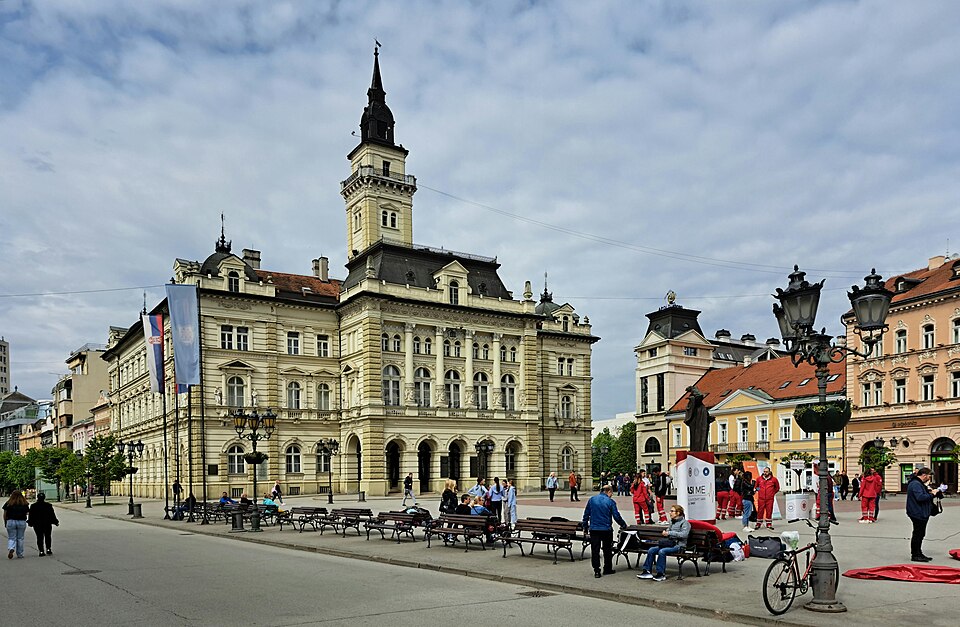 Novi Sad — local market for online stores