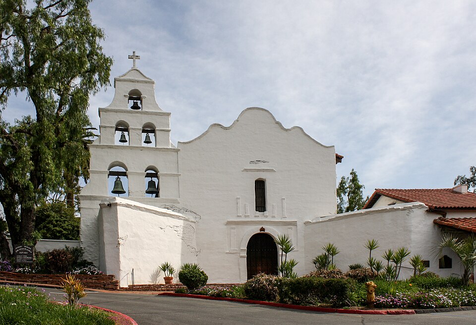 San Diego — manufacturer and distributor portals for local businesses