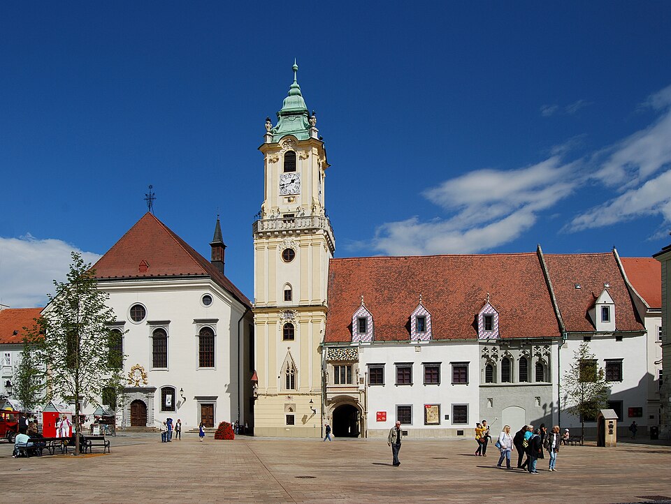 Bratislava — subscription and membership platforms for local businesses