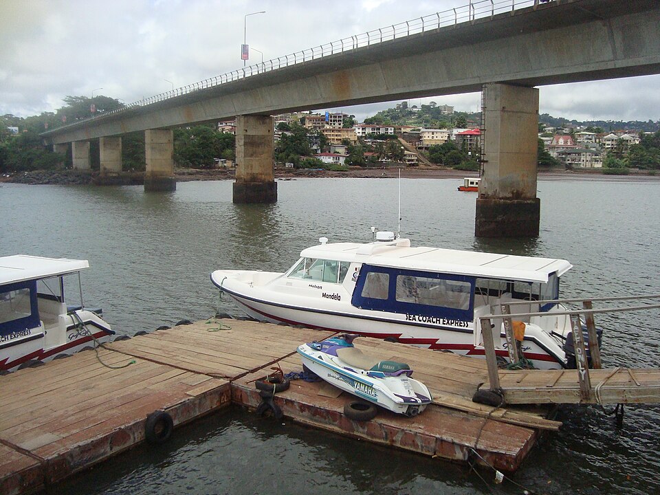 Freetown — manufacturer and distributor portals for local businesses