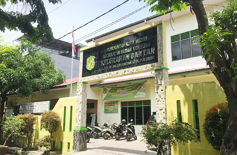 Medan — manufacturer and distributor portals for local businesses
