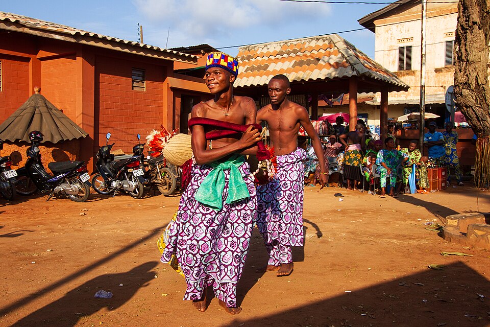 Porto-Novo — local market for subscription and membership platforms