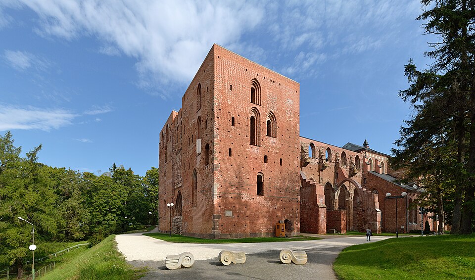 Tartu — local market for B2B and wholesale portals