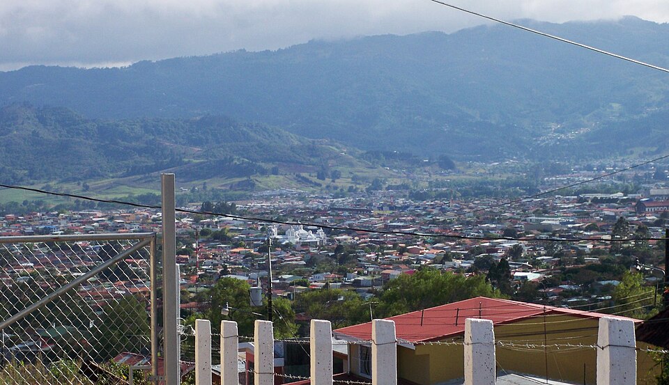 Costa Rica — custom e-commerce platforms for local businesses