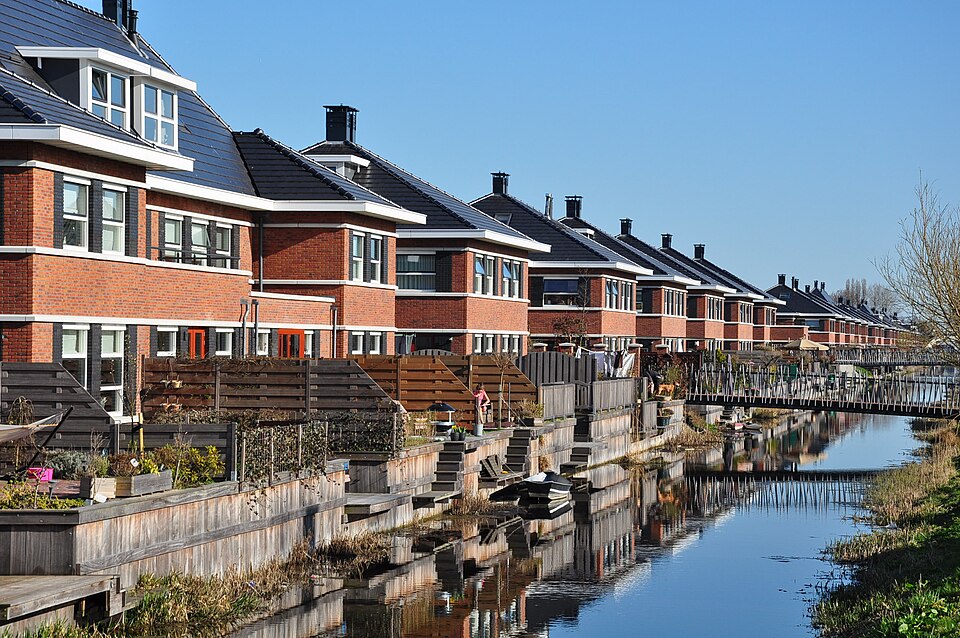 The Hague — local market for international and multi-region stores