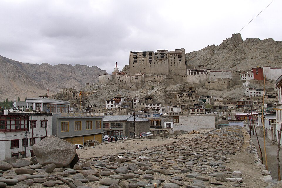 Leh — local market for multi-vendor marketplaces