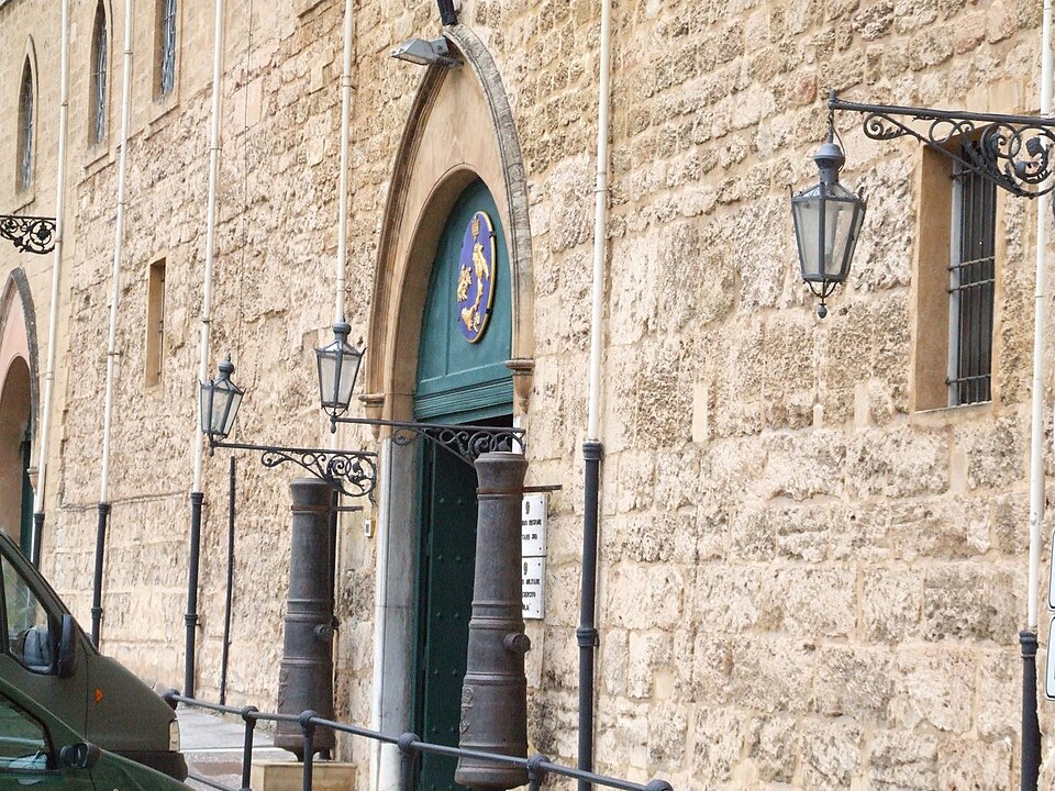 Palermo — manufacturer and distributor portals for local businesses