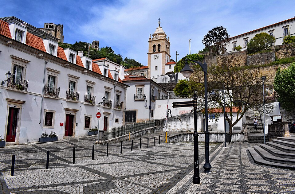 Leiria — local market for online stores