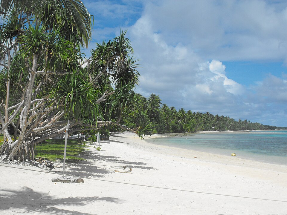 Majuro — local market for online stores