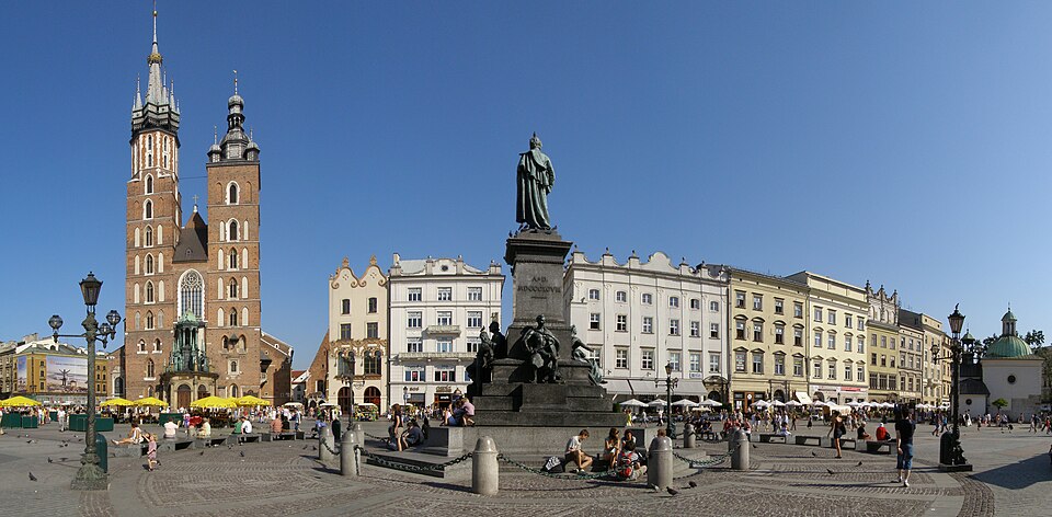 Kraków — local market for online stores