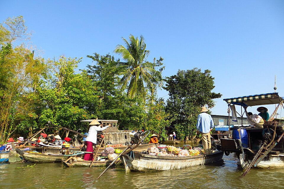 Can Tho — international and multi-region stores for local businesses