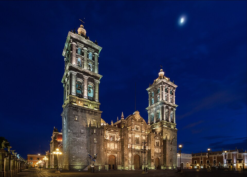 Puebla — local market for multi-vendor marketplaces