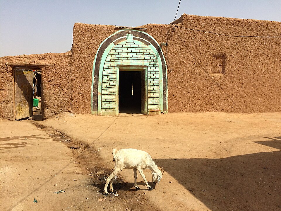 Agadez — manufacturer and distributor portals for local businesses