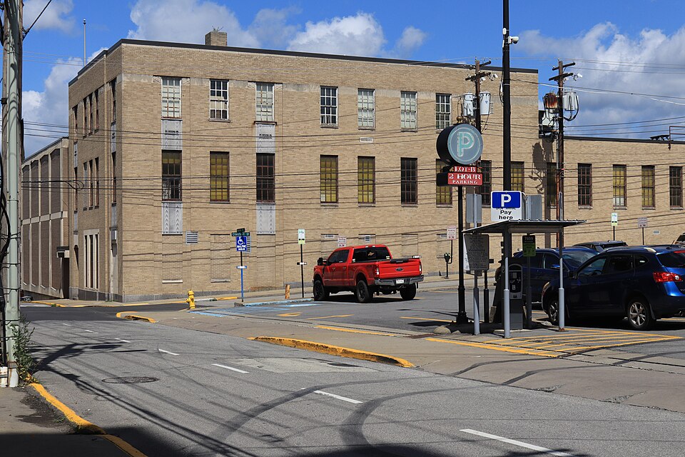 Morgantown — multi-vendor marketplaces for local businesses