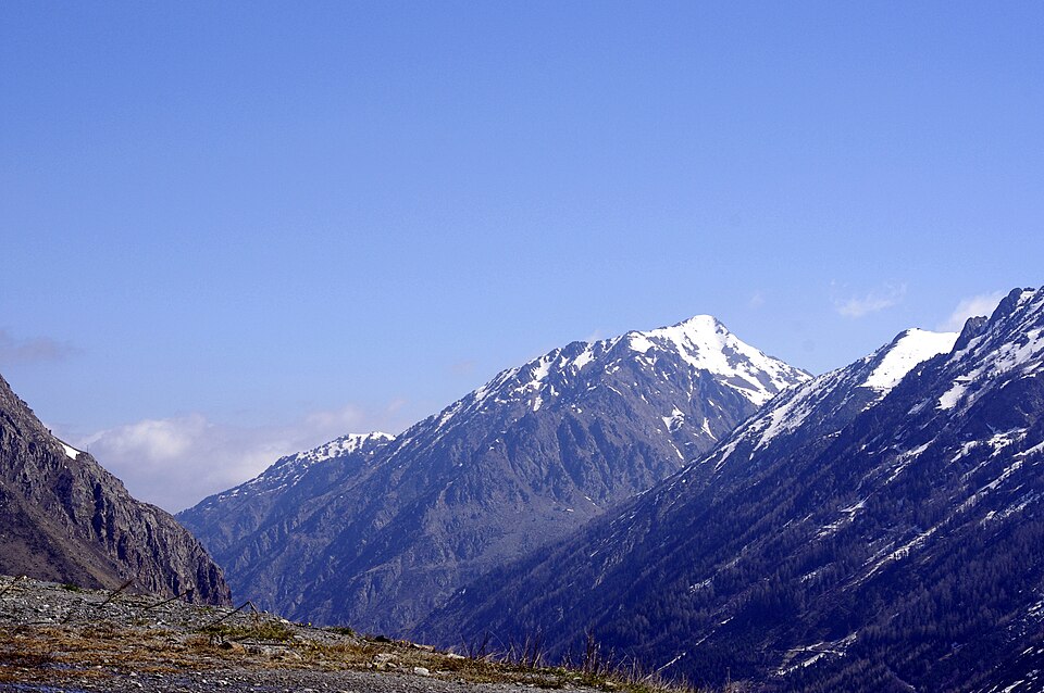 Andorra — local market for international and multi-region stores