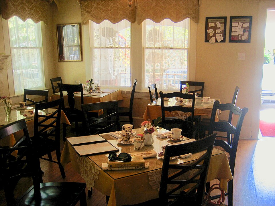 Covington — service booking platforms for local businesses