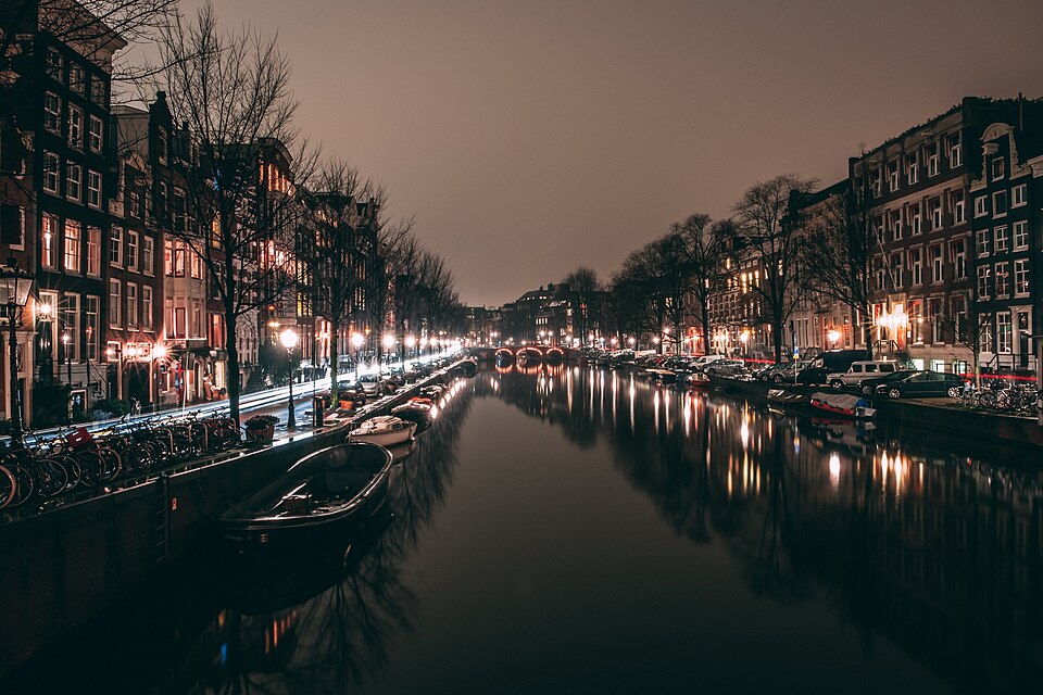 Amsterdam — manufacturer and distributor portals for local businesses