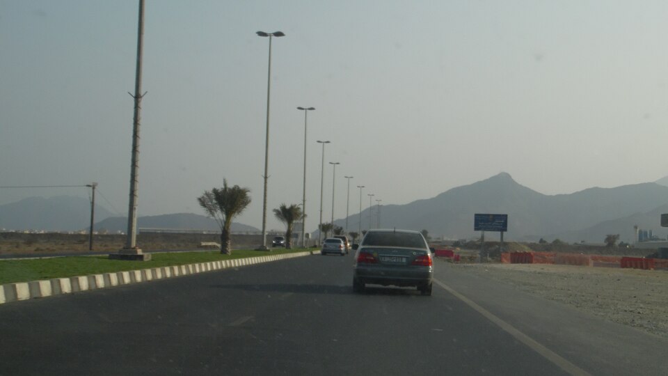 Fujairah — manufacturer and distributor portals for local businesses