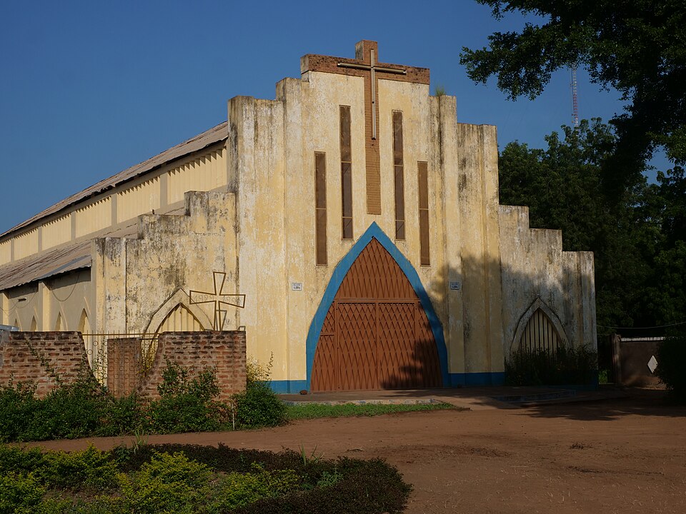 Moundou — local market for multi-vendor marketplaces