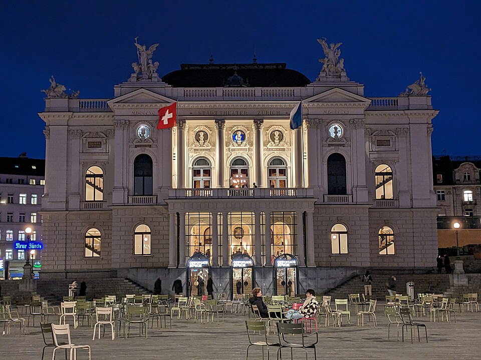Zurich — international and multi-region stores for local businesses