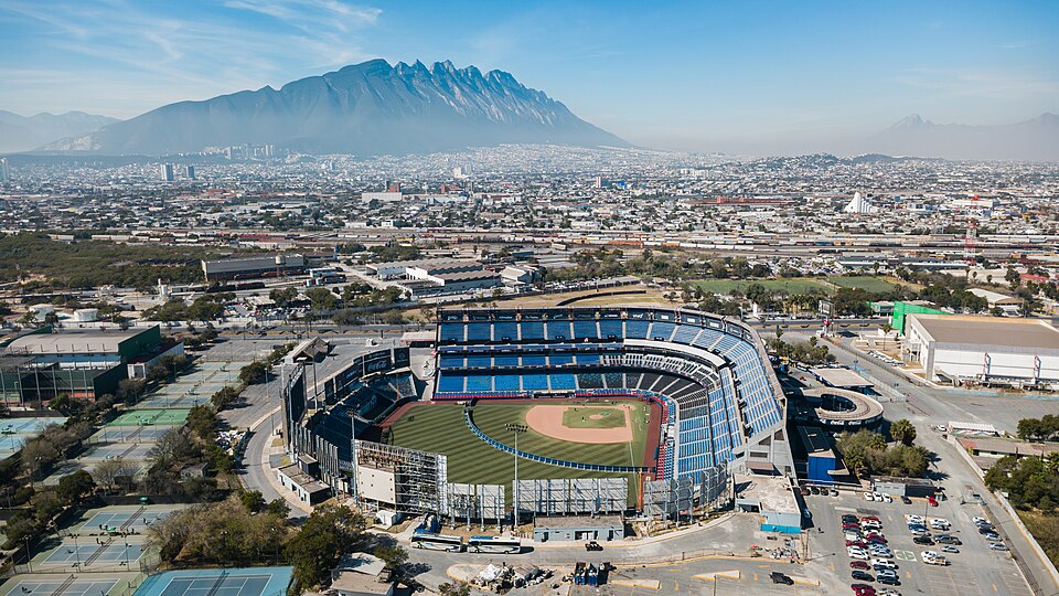 Monterrey — local market for mobile commerce apps