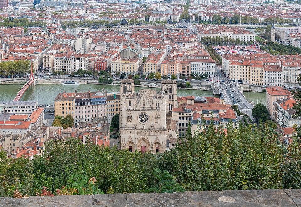 Lyon — custom e-commerce platforms for local businesses