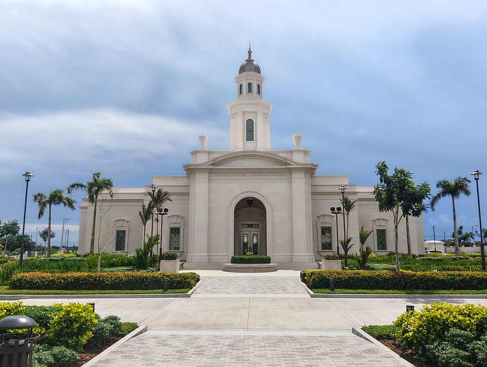 Bacolod — local market for manufacturer and distributor portals
