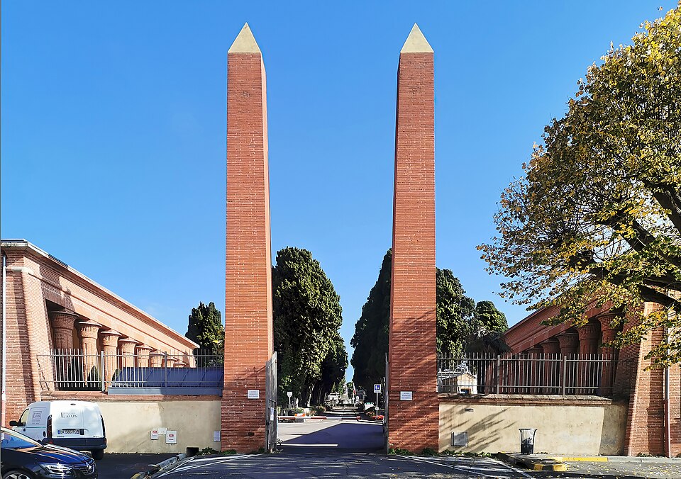 Toulouse — manufacturer and distributor portals for local businesses