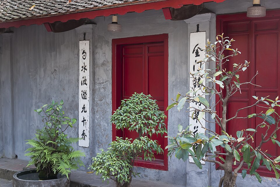 Hanoi — manufacturer and distributor portals for local businesses