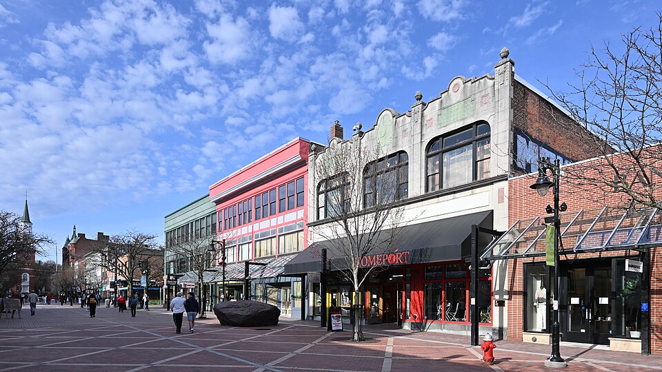 Burlington — local market for custom e-commerce platforms