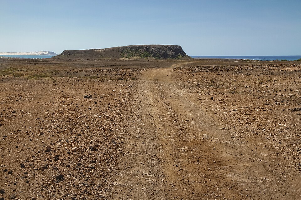 Cape Verde — manufacturer and distributor portals for local businesses