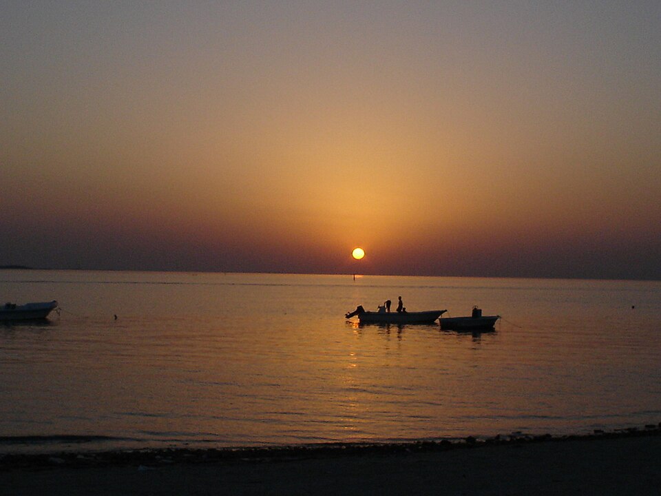 Budaiya — local market for online stores