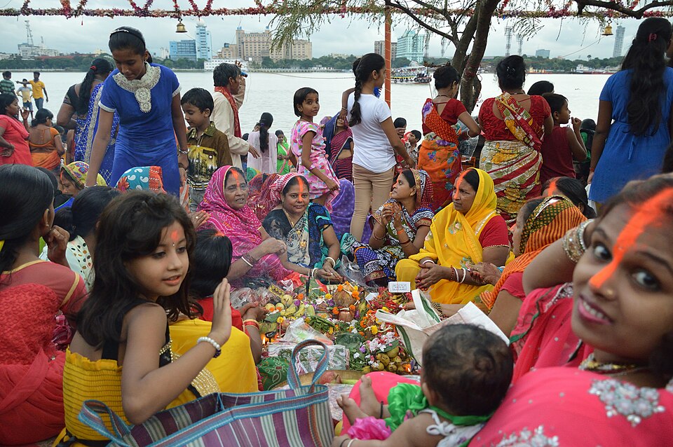 Howrah — international and multi-region stores for local businesses