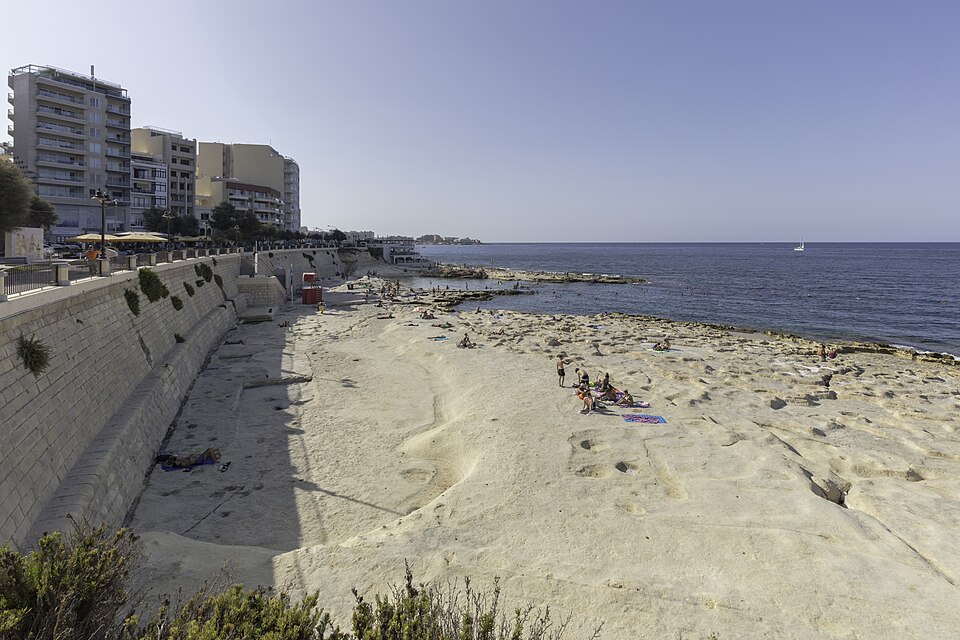 Sliema — local market for mobile commerce apps