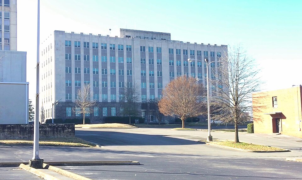 Chattanooga — manufacturer and distributor portals for local businesses